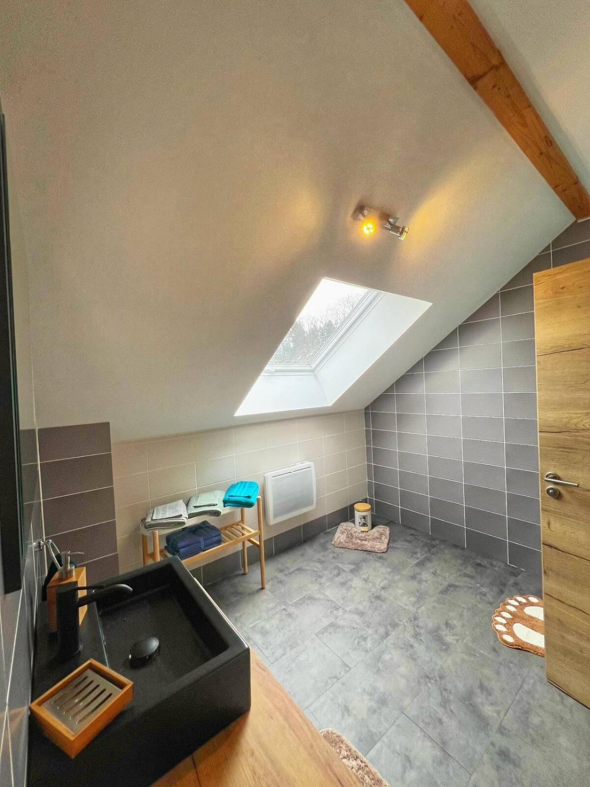 Loft Spacieux En Pleine Foret Bining Eksteriør bilde